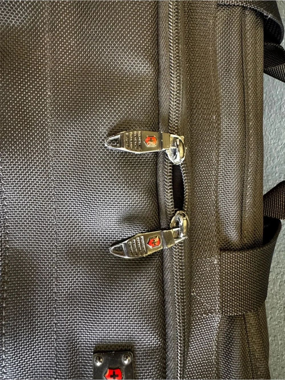 Victorinox Swiss Army Expanding Laptop Briefcase with Padded Shoulder Strap